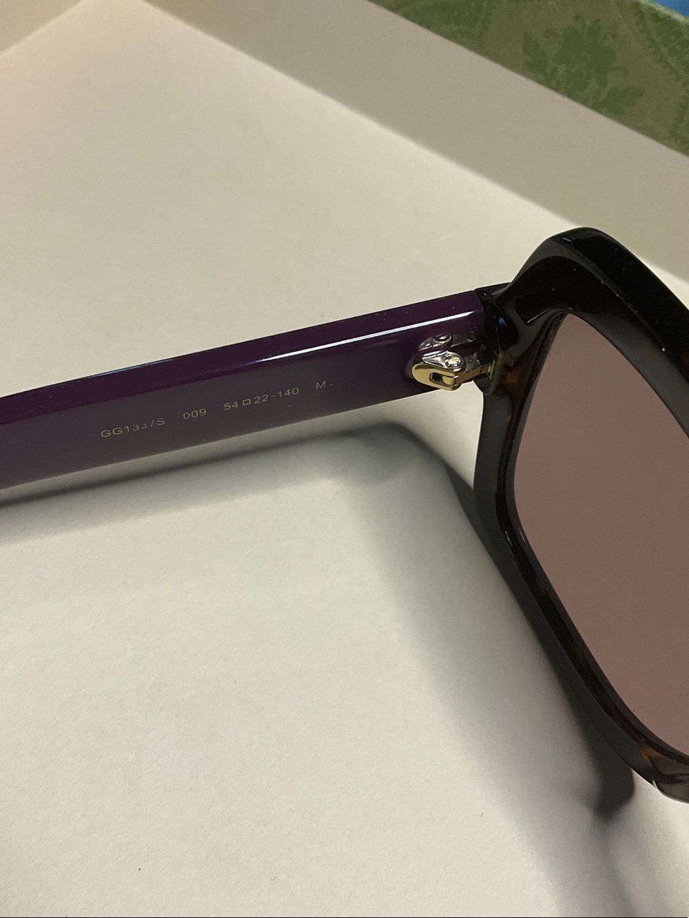 Gucci Tortoiseshell Square Sunglasses with Brown Lenses - Picture 10 of 10